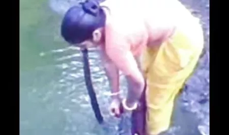 கவர்ச்சி ஆசிய பேப் முடி இன்பம் போது இந்திய குத செக்ஸ் slamming