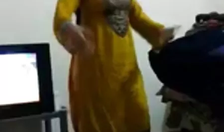 வருகை-x Dominante ஆசிய Feucht im heissen செக்ஸ் அழகி மோசமாக இருக்கும்