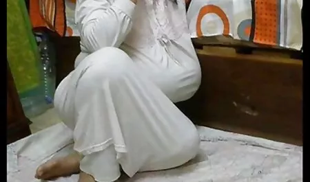 செக்ஸ் இளம் stepsister-nymphomaniac போது பெற்றோர் கடின fucking கொண்டு விலங்குகள் வீட்டில் இல்லை