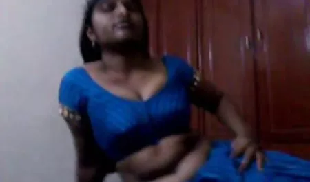 மயக்கும் தாரா விடுமுறை ஒன்றாகும் சிறந்த செசென் செக்ஸ் ரைடர்ஸ்