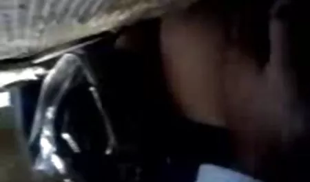 லெஸ்பியன் நால்வரும் அனுபவிக்க காட்டு செக்ஸ் கட்சி செக்ஸ் மழை